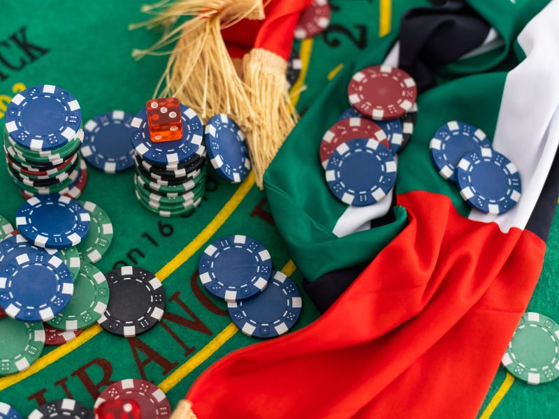 The Ultimate Guide to Live Blackjack: Bringing the Casino Floor to Your Screen